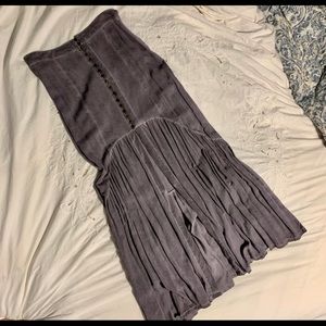 En crème purple maxi skirt with middle slit
